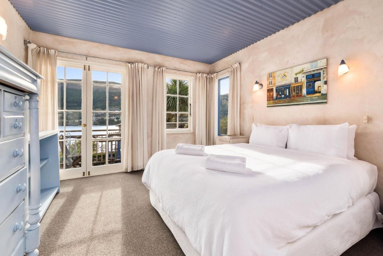 Sunny Lakeview Villa Queenstown Exterior photo