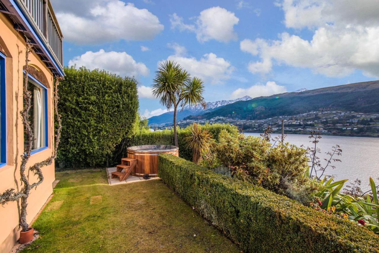 Sunny Lakeview Villa Queenstown Exterior photo
